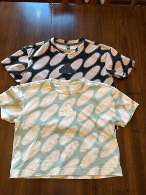 Lot of 2 Women's Adidas Crop Top T-Shirt Light Blue/Green & Black Size Large